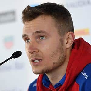Sergey Sirotkin races, wins and teams .